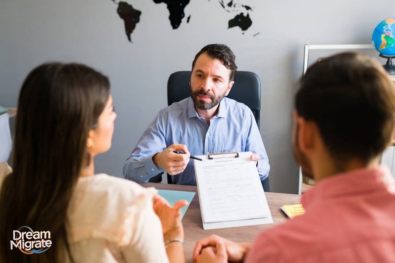 اهمیت مشاوره تخصصی در فرآیند ویزا